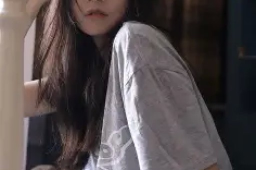 刚官宣23岁网红女友仅3天林俊杰就因亲吻幼童被骂上热搜？完整视频曝光后全网集体道歉！