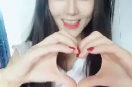 陪玩陪睡算啥?高尔夫球事件带着女儿找三姐王晶再曝大瓜