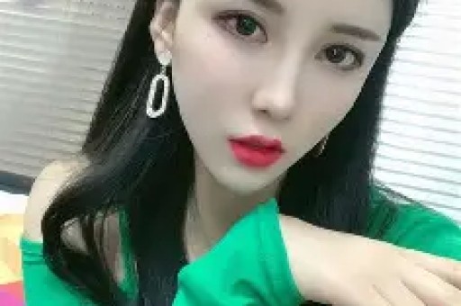 38岁张雨绮近况曝光!经历2段失败婚姻如今直播情绪失控引热议 38岁张雨绮近况曝光!经历2段失败婚姻如今直播情绪失控引热议